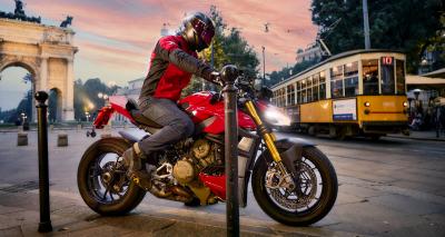 Arrow Uitlaten: Italiaanse Perfectie voor Elke Motorrijder