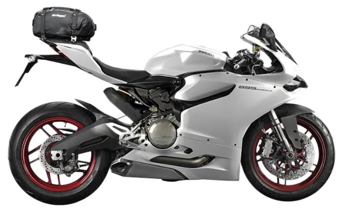 Kriega US-Drypack Fitting Kit Ducati Panigale 959 / 1299 maat 2