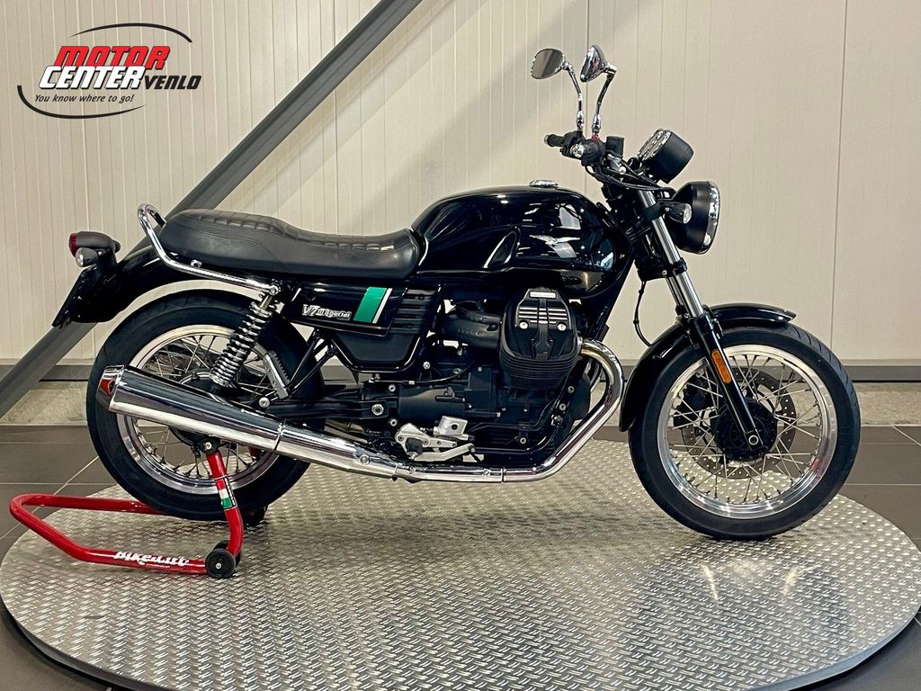 Moto Guzzi V7 III Special